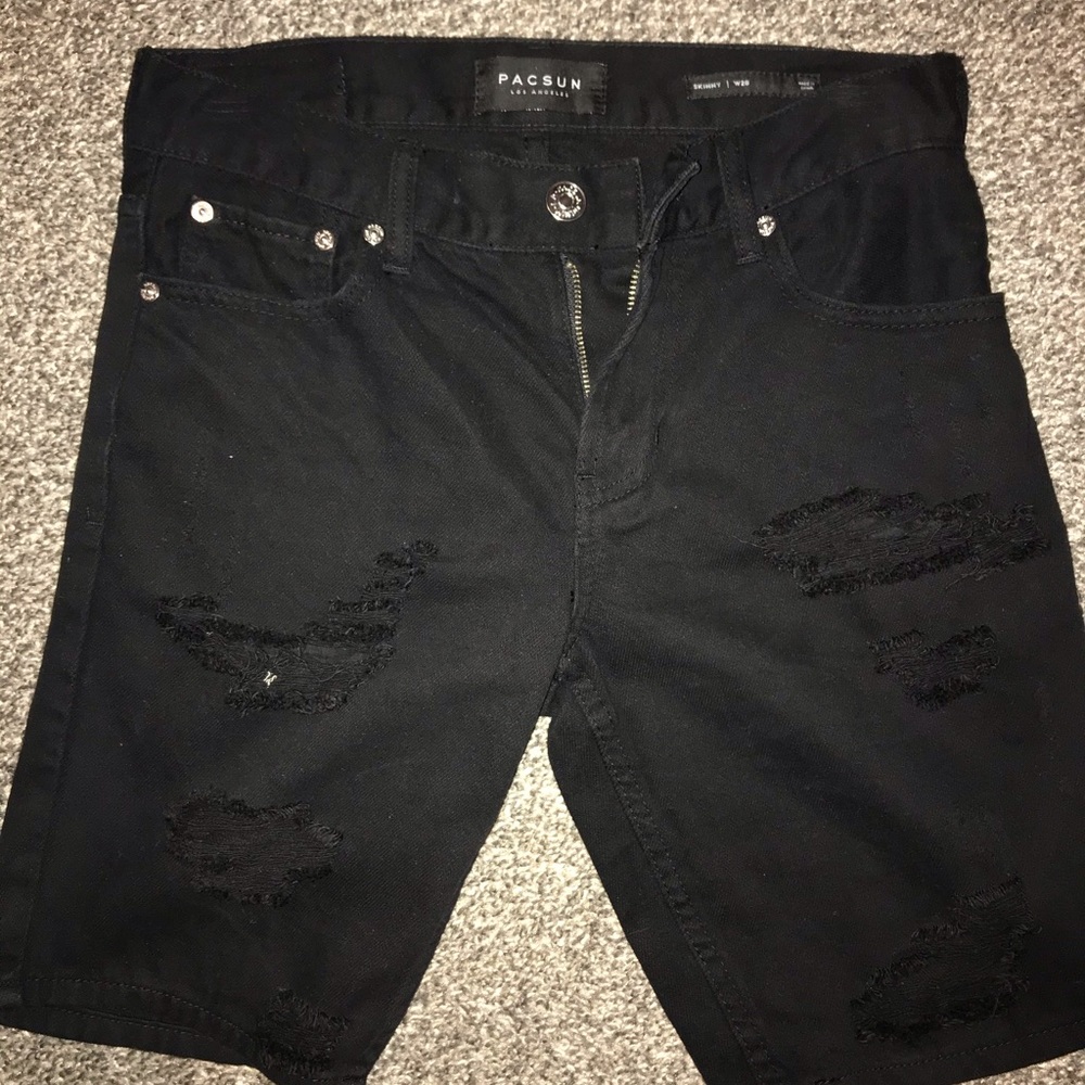 PACSUN BLACK SHORTS